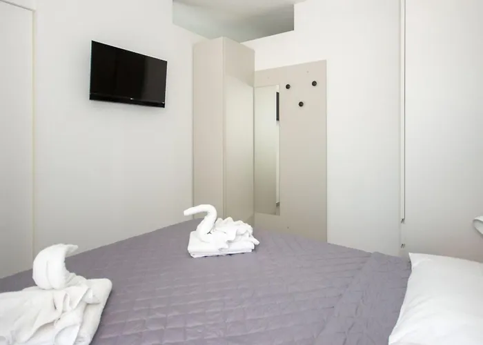 Апартаменти One Life Suites-8 By Interhome